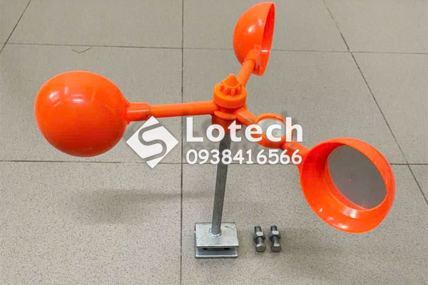 Chong Chóng Trên Cột Điện - Quạt Đuổi Chim