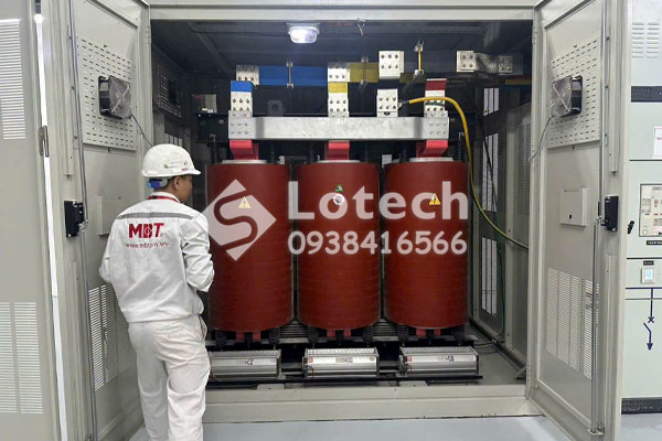 Máy biến áp khô MBT lắp đặt trong vỏ tủ tiêu chuẩn