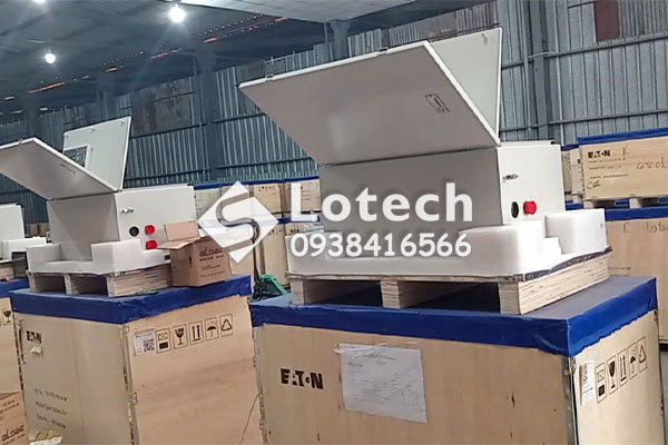Máy cắt Recloser Cooper sẵn kho Lotech HCM