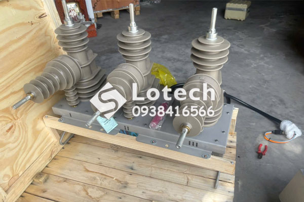 Máy cắt tự đóng lặp lại Recloser Schneider
