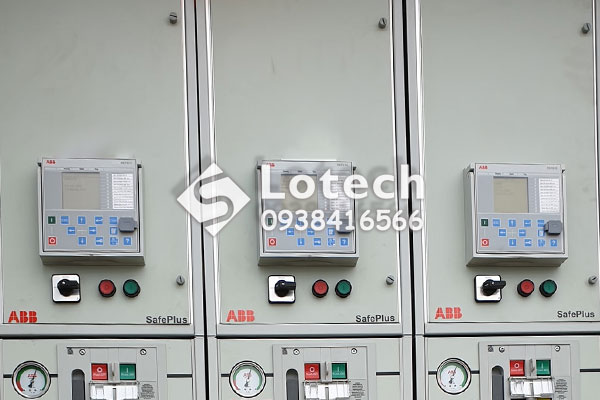 Relay bảo vệ kỹ thuật số REF615 lắp tủ RMU ABB SafePlus