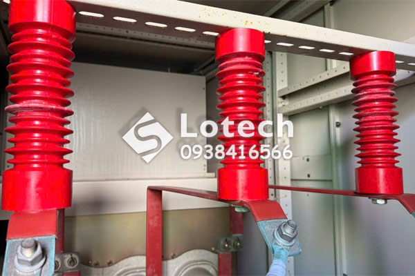 Sứ đỡ thanh cái tủ RMU