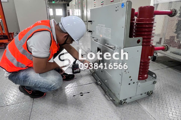 Sửa máy cắt chân không VCB tủ trung thế