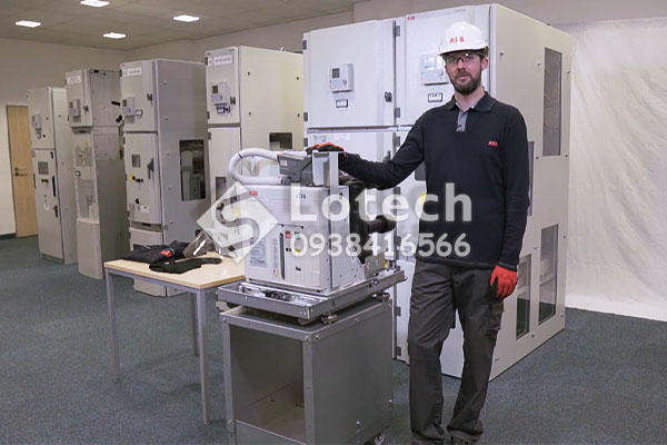 Xe đẩy máy cắt VCB ABB VD4 lắp đặt - bảo trì tủ trung thế